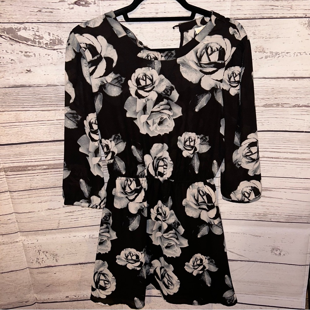 💙Forever 21 floral dress